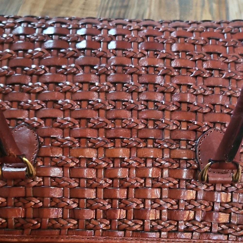 Genuine Leather Women's Rich Brown Woven Purse - Picture 10 of 12
